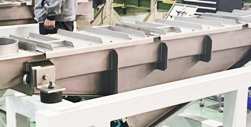 电磁振动给料机的长度通常根据实际需求进行设计